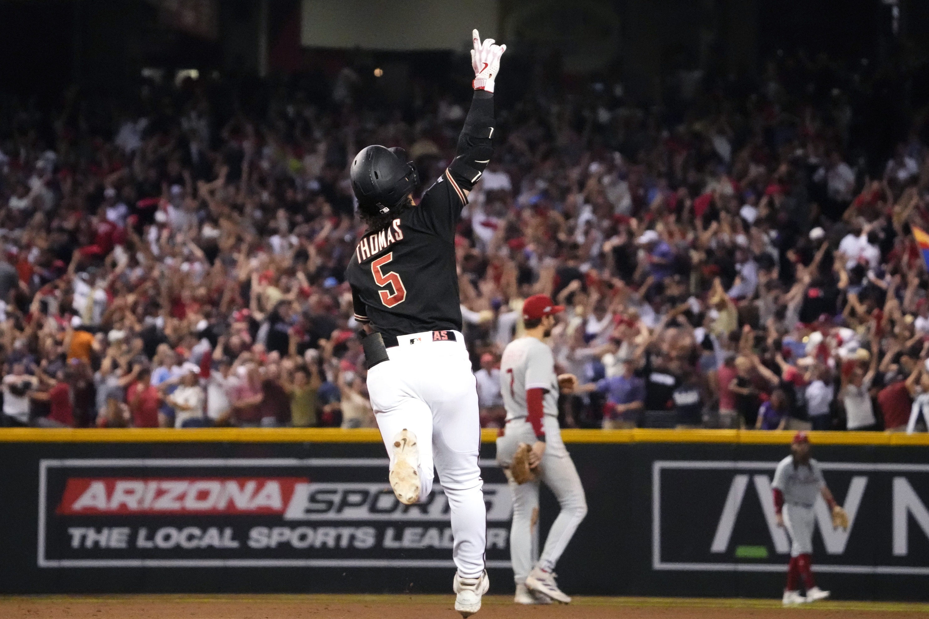 PHILADELPHIA, PA - JUNE 11: Arizona Diamondbacks center fielder Alek Thomas  (5) bats during a regular season game between the Arizona Diamondbacks and  Philadelphia Phillies on June 11, 2022, at Citizens Bank