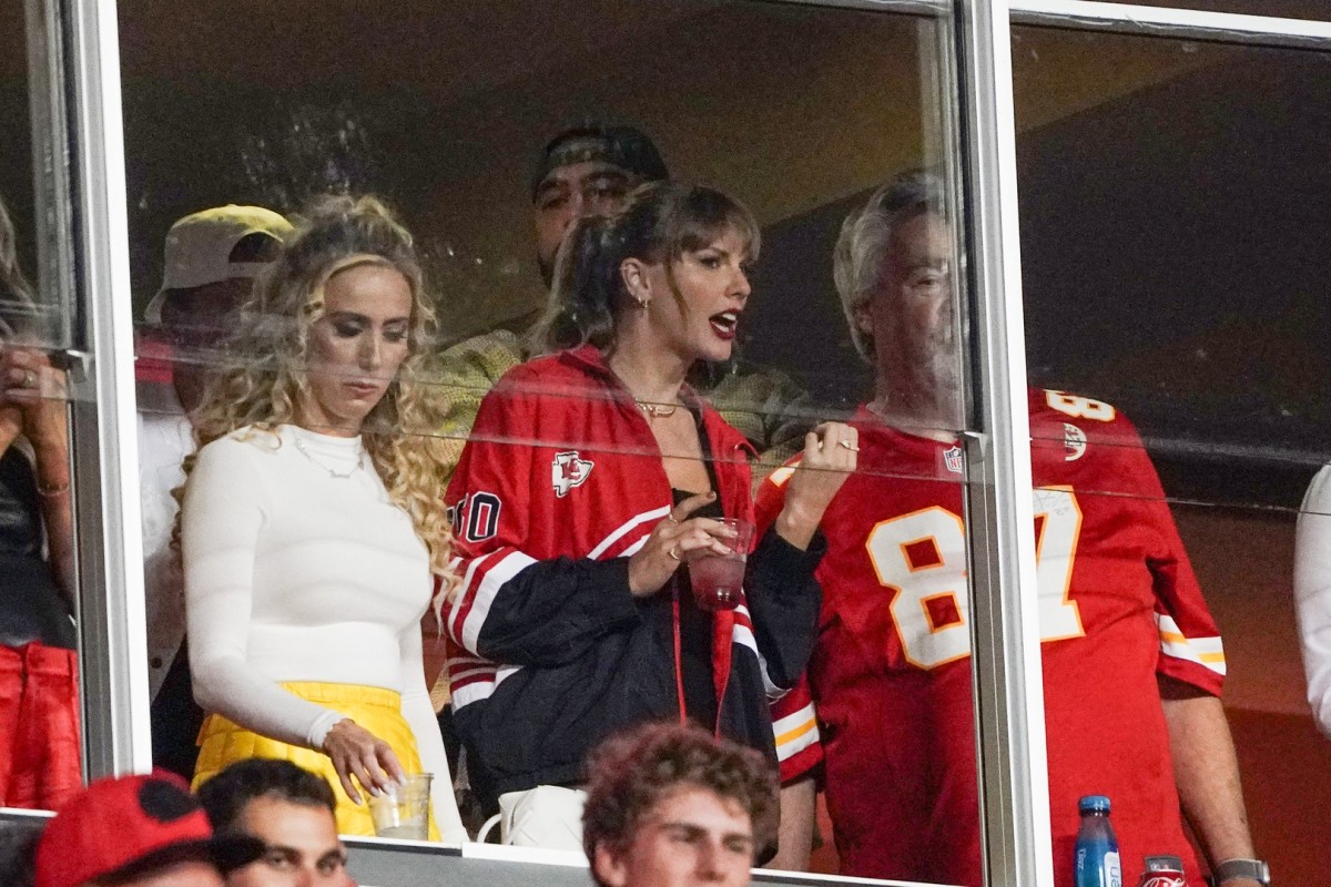 Chargers News: Taylor Swift Returns To Cheer On Travis Kelce For Bolts ...