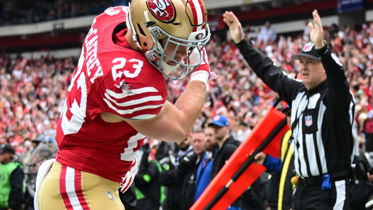 49ers RB Christian McCaffrey Has Slight Oblique Tear - Sports ...