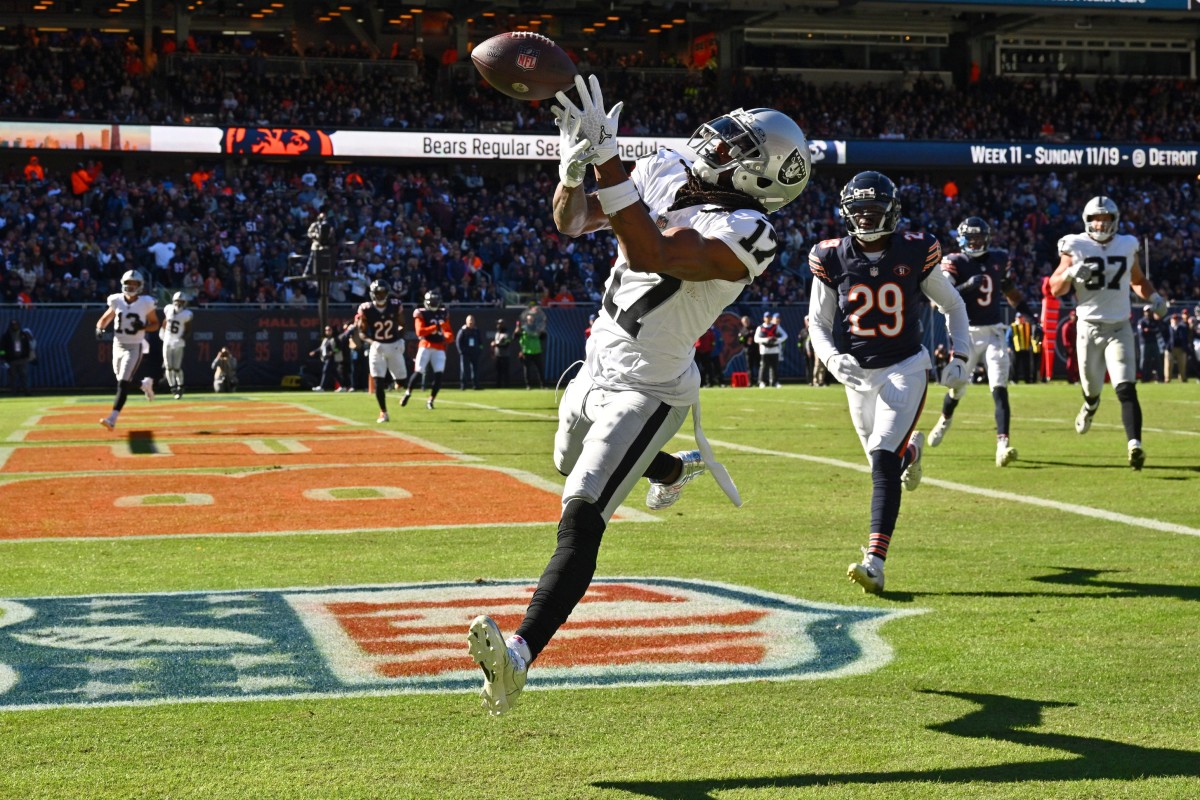 How the Las Vegas Raiders move on from inexcusable loss to the Chicago  Bears - Sports Illustrated Las Vegas Raiders News, Analysis and More