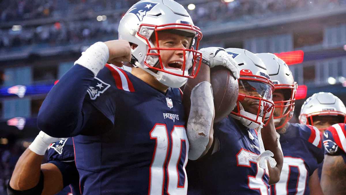 Mac Jones Leads New England Patriots on Game-Winning Drive to