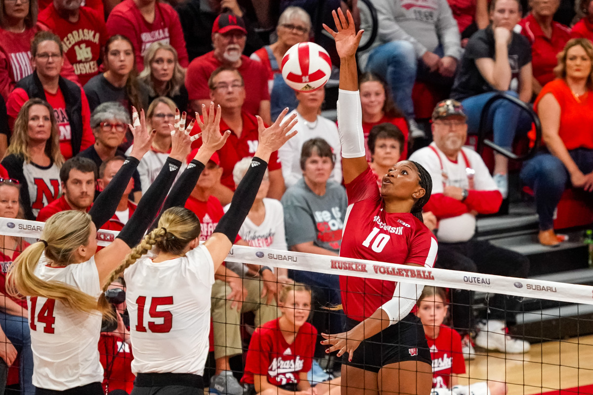 Wisconsin Volleyball Team Comes Close in Epic Faceoff Against Nebraska