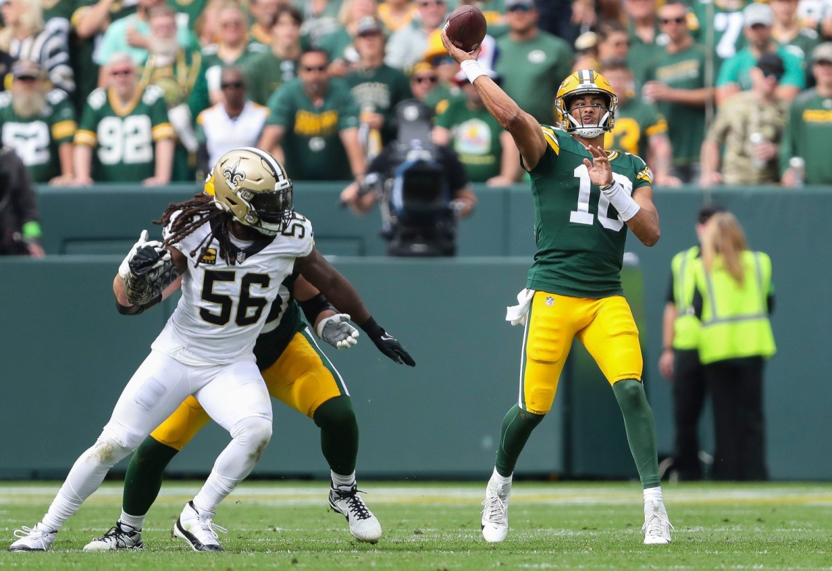 Green Bay Packers quarterback Jordan Love (10) passes the ball against the New Orleans Saints. Tork Mason/USA TODAY NETWORK-Wisconsin