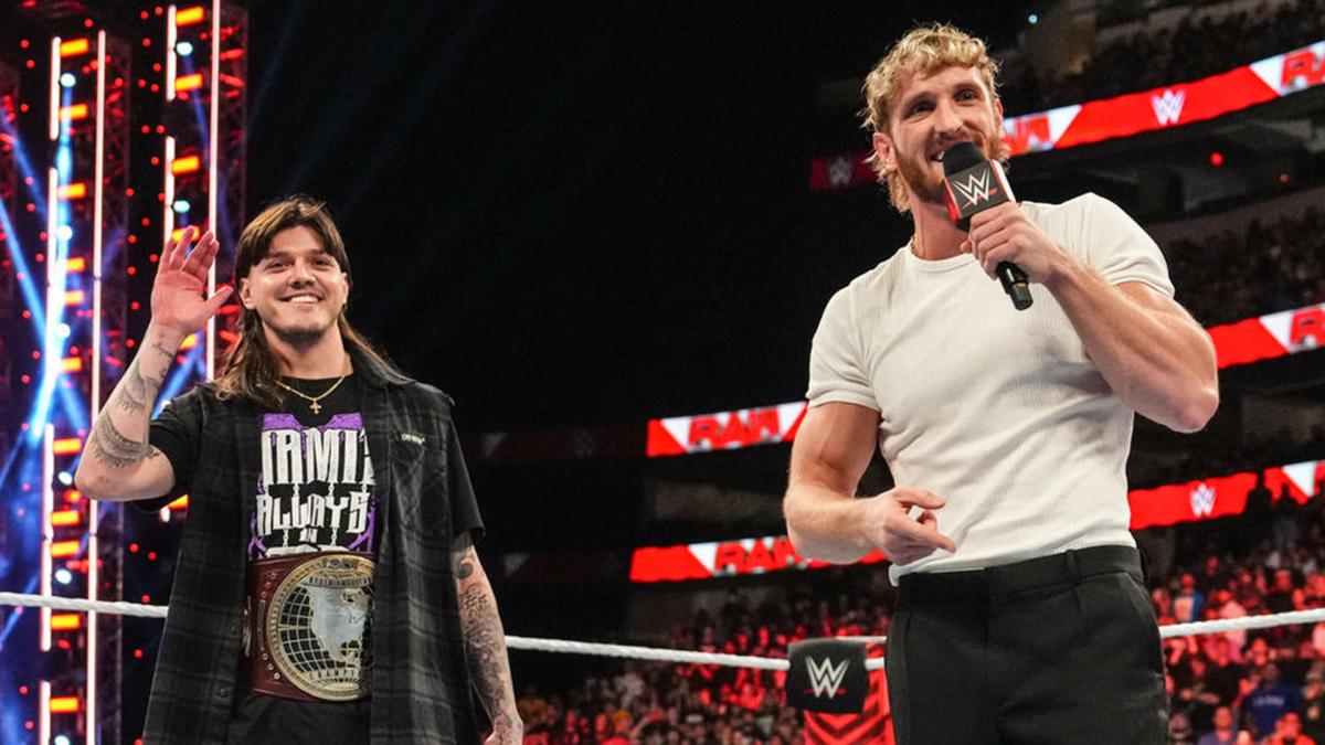 Logan Paul & Dominik Mysterio share the ring on Raw - Sports Illustrated