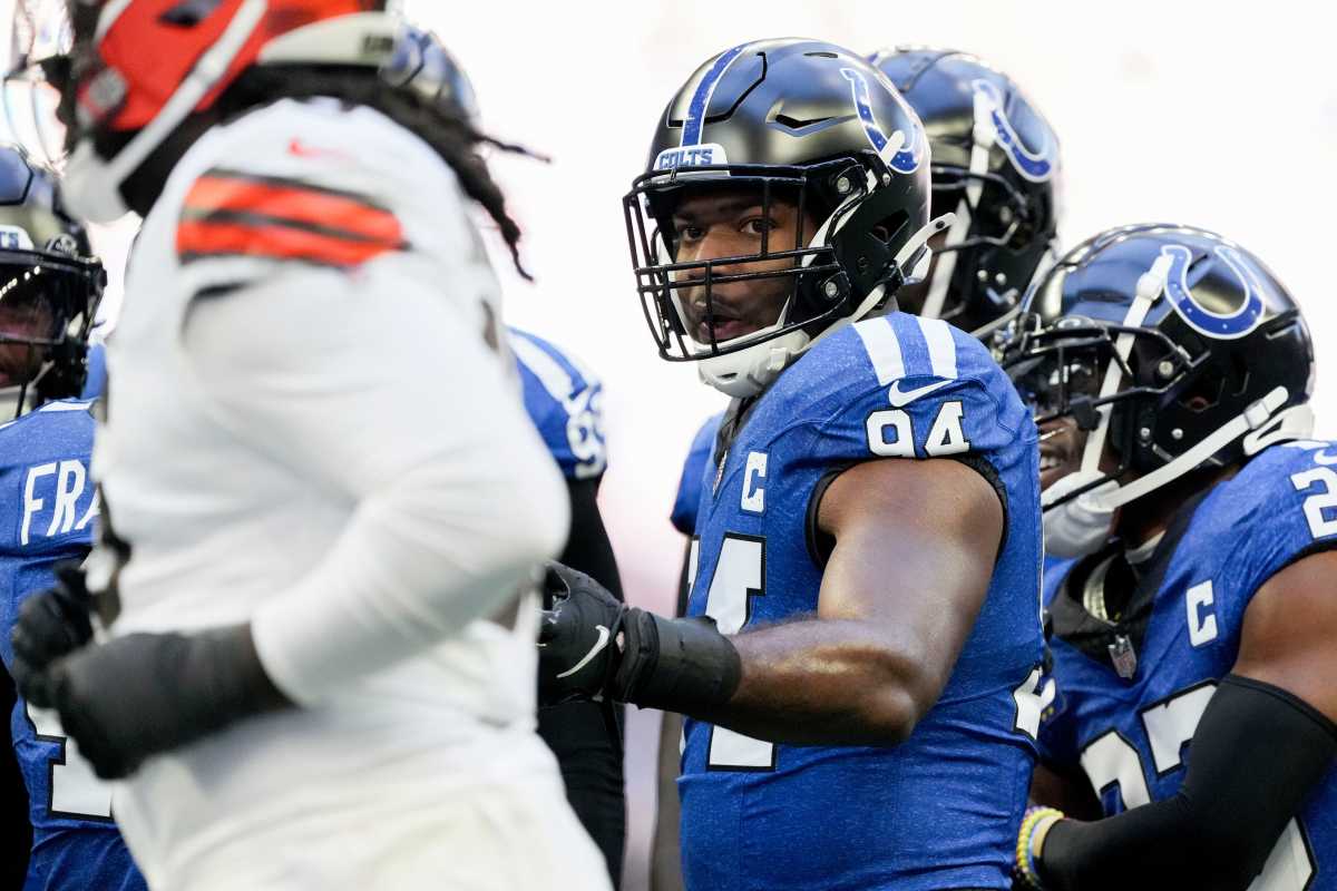 Indianapolis Colts defensive end Tyquan Lewis (94) moves down field Sunday, Oct. 22, 2023, during a game against the Cleveland Browns at Lucas Oil Stadium in Indianapolis.