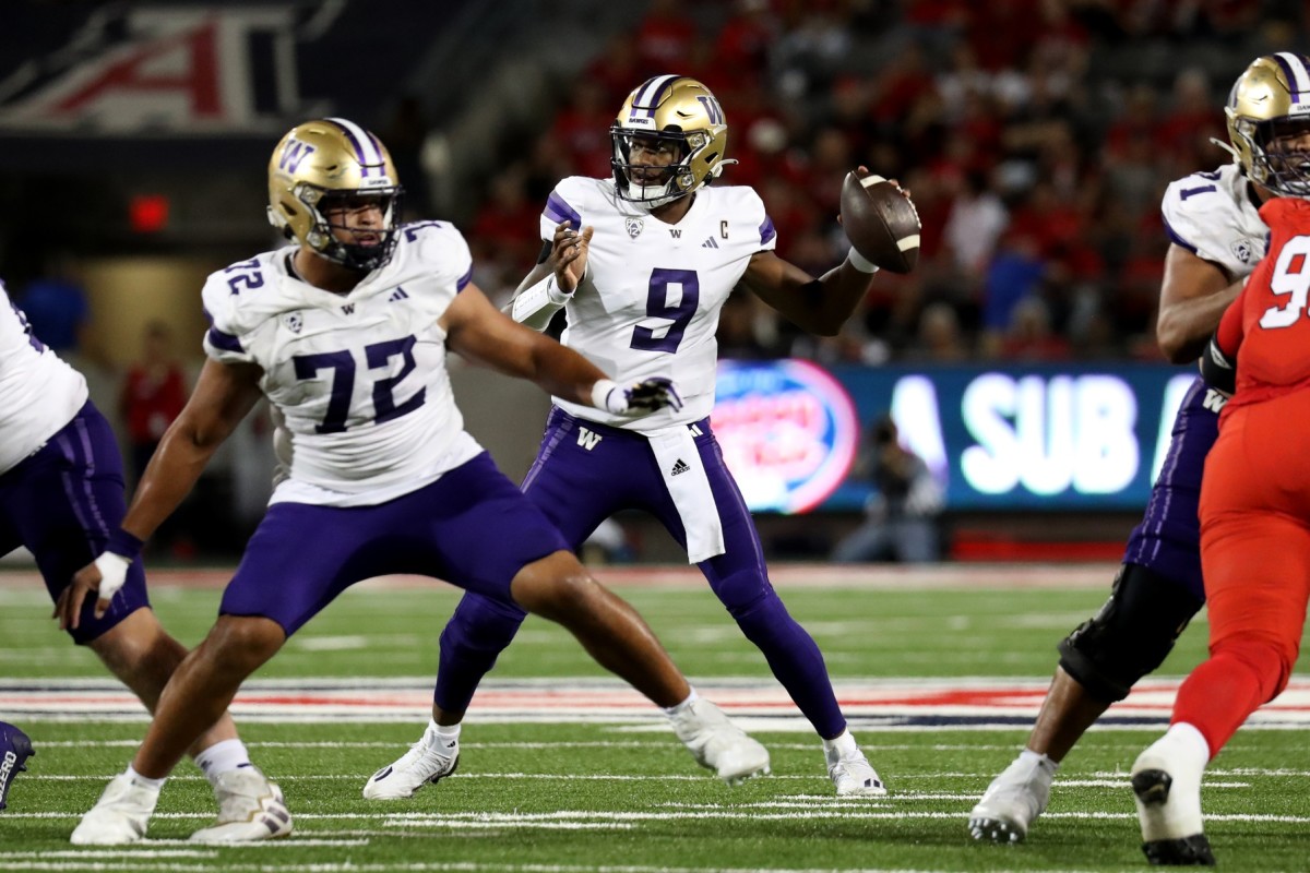 Center Parker Brailsford provides protection for quarterback Michael Penix Jr. at Arizona.