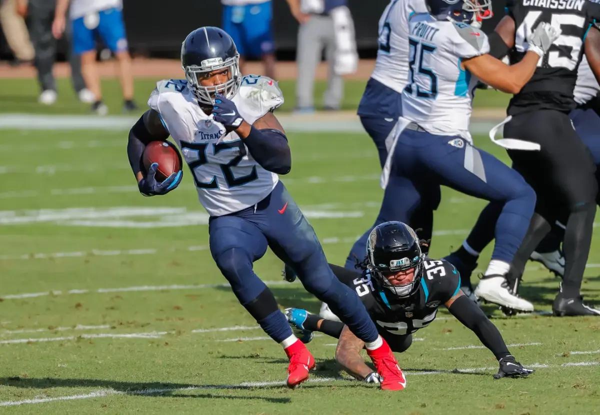 Titans running back Derrick Henry breaks free against the Jacksonville Jaguars.