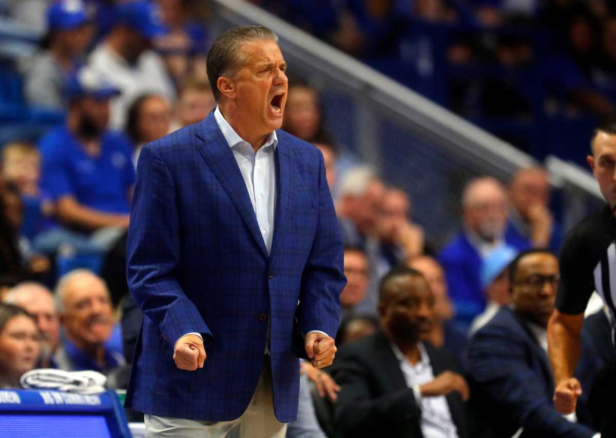 Kentucky s John Calipari coaches against Georgetown in Rupp Arena. Oct 27, 2023