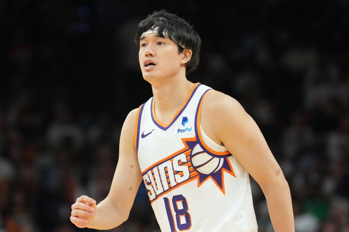 Phoenix Suns forward Yuta Watanabe (18) looks on against the Utah Jazz during the second half at Footprint Center.