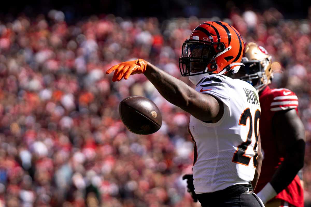 Cincinnati Bengals running back Joe Mixon (28) signals first down in the first quarter of the NFL game between the Cincinnati Bengals and the San Francisco 49ers at Levi Stadium in Santa Clara, Calif., on Sunday, Oct 29, 2023