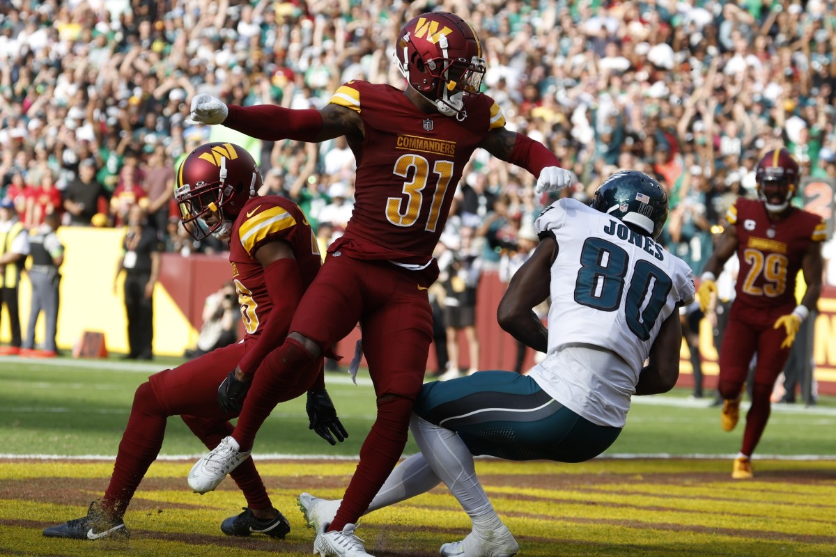 Julio Jones makes his first TD catch as a member of the Philadelphia Eagles in Week 8