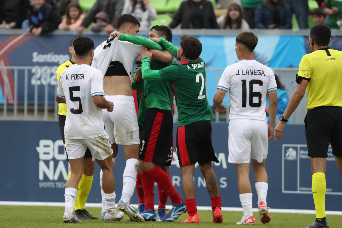 México y Uruguay: del campo a los puños; así se desató la pelea tras el  partido. - Para Ganar