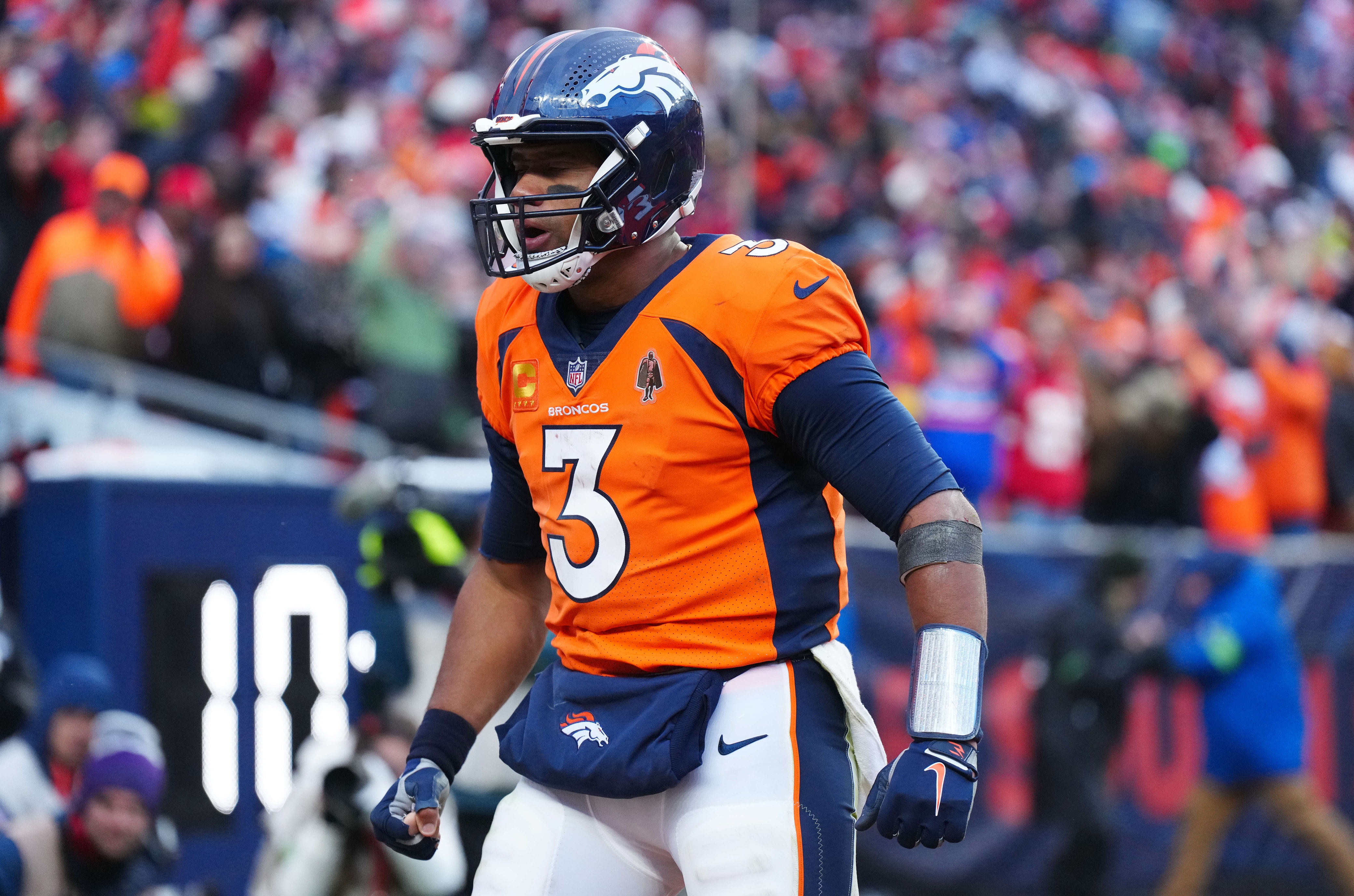 Denver Broncos' Lessons from Tampa Bay's Win Over Kansas City in Super Bowl  LV - Sports Illustrated Mile High Huddle: Denver Broncos News, Analysis and  More