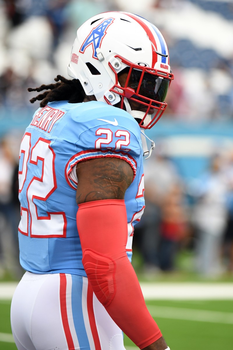 Tennessee Titans running back Derrick Henry (22) warms up before the game against the Atlanta Falcons at Nissan Stadium. 