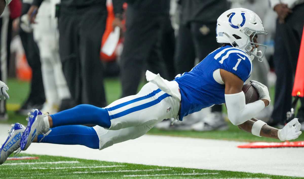 Indianapolis Colts wide receiver Josh Downs (1) gains yardage with this catch against The New Orleans Saints, Sunday., Oct 29, 2023, at Lucas Oil Stadium in Indianapolis.