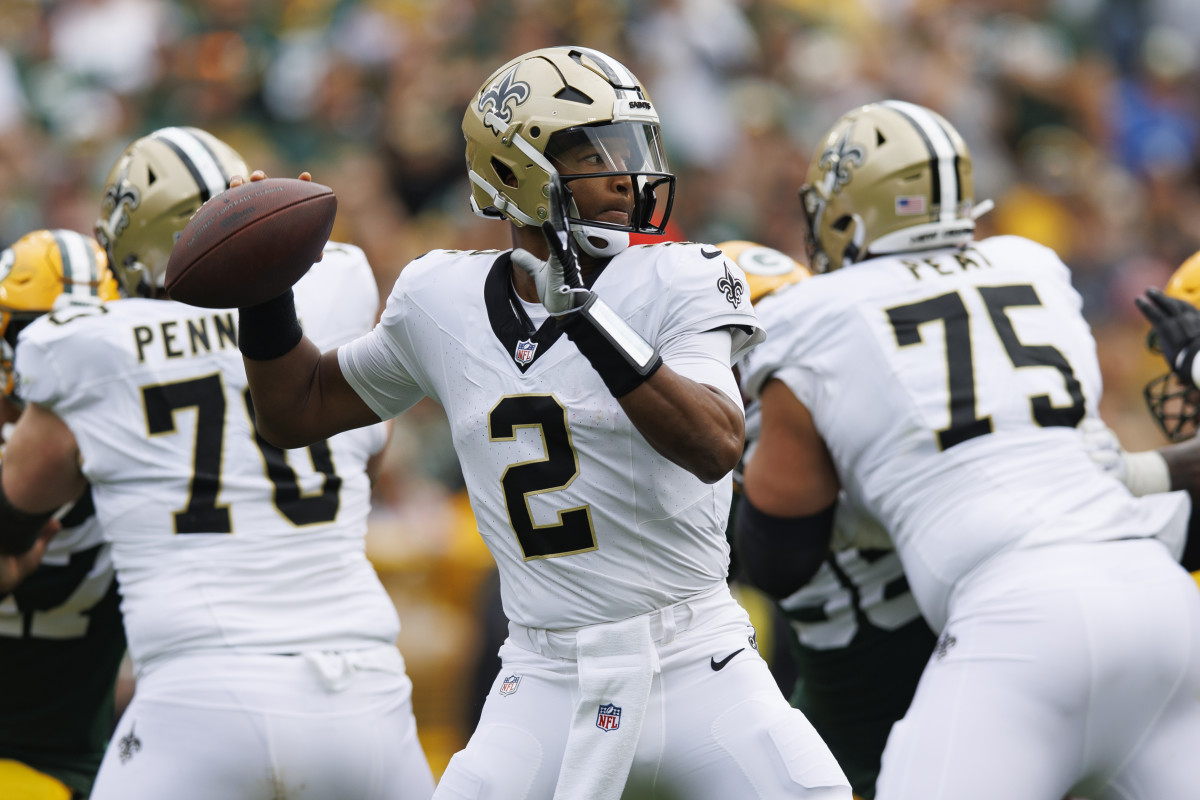 Sep 24, 2023; Green Bay, Wisconsin, USA; New Orleans Saints quarterback Jameis Winston (2) throws a pass during the third quarter against the Green Bay Packers at Lambeau Field.