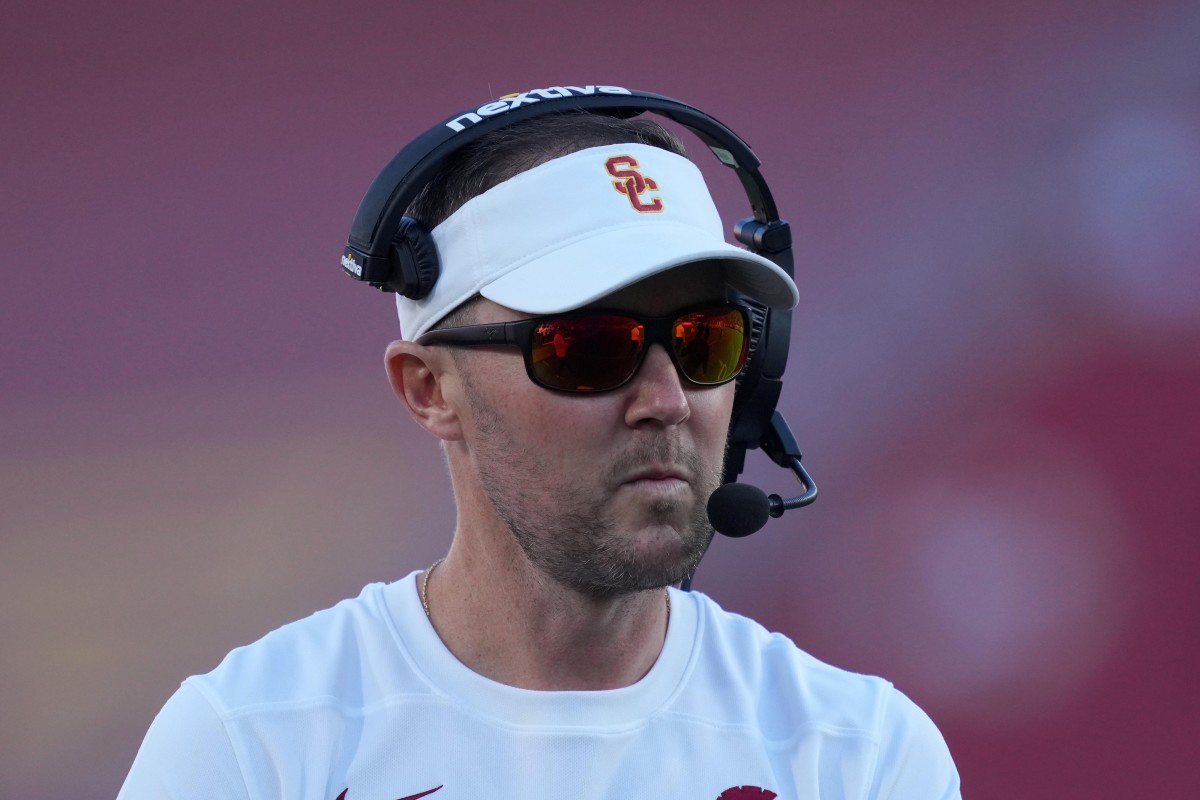 USC Football: Elite Quarterback Recruit To Attend Trojans-Huskies Game ...