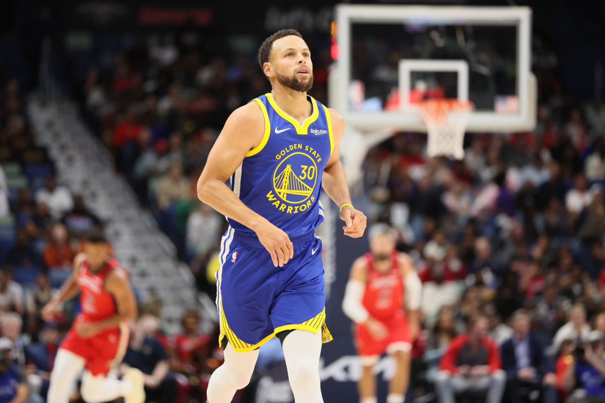 Steph Curry Makes History With Monster Game vs. Pelicans - Inside the  Warriors