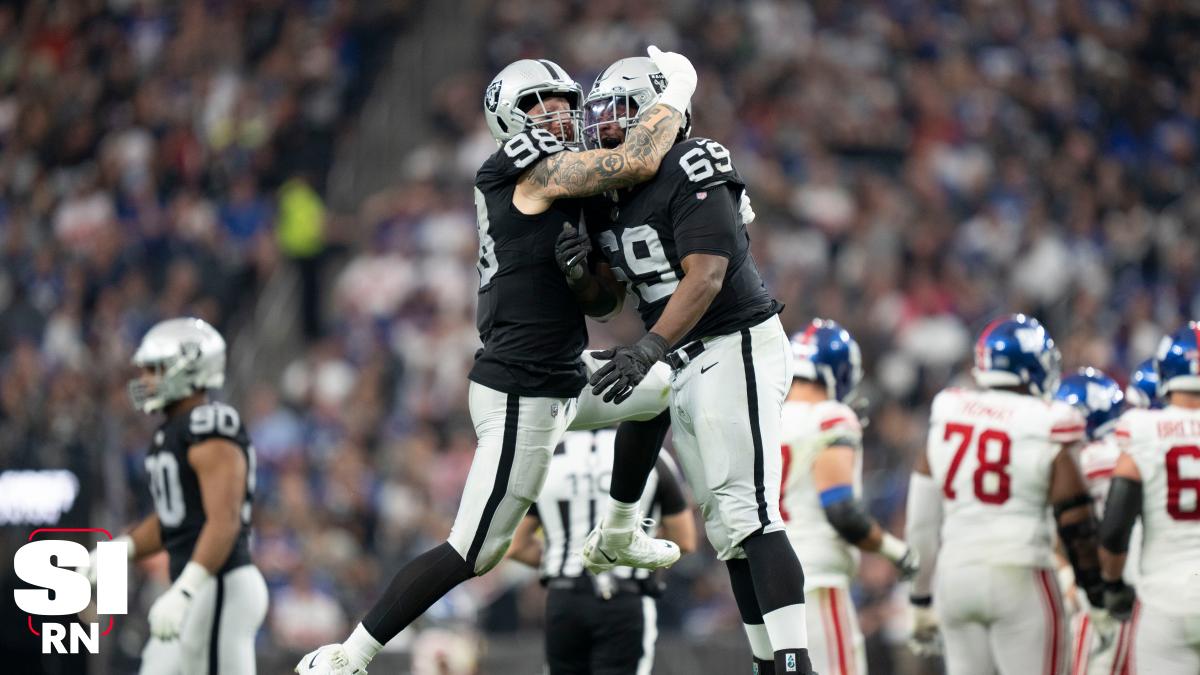 Raiders Defeat Giants 30-6 - Sports Illustrated