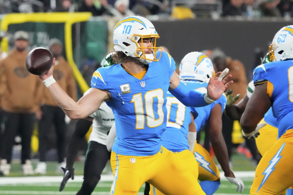 Chargers News: Justin Herbert Achieves Career Passing Mark In Record ...