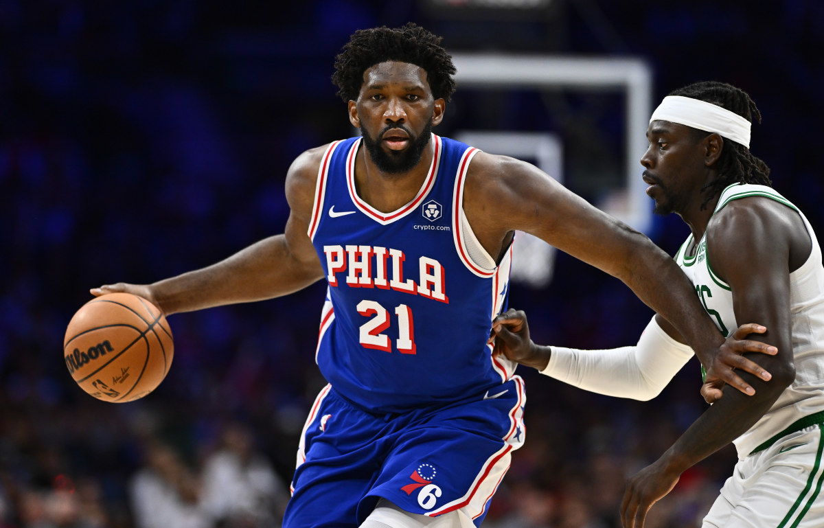 Джоэл Эмбиид камерунский баскетболист. Philadelphia 76ers. Джоэл Эмбиид камерунский спортсмен. Dylan NBA Phila.