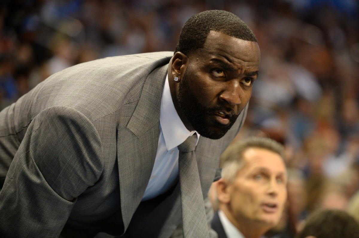 New Orleans Pelicans center Kendrick Perkins (5) reacts