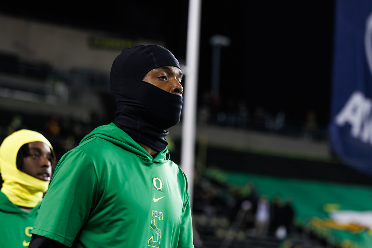 Oregon Ducks cornerback Khyree Jackson ahead of a game against the USC Trojans.