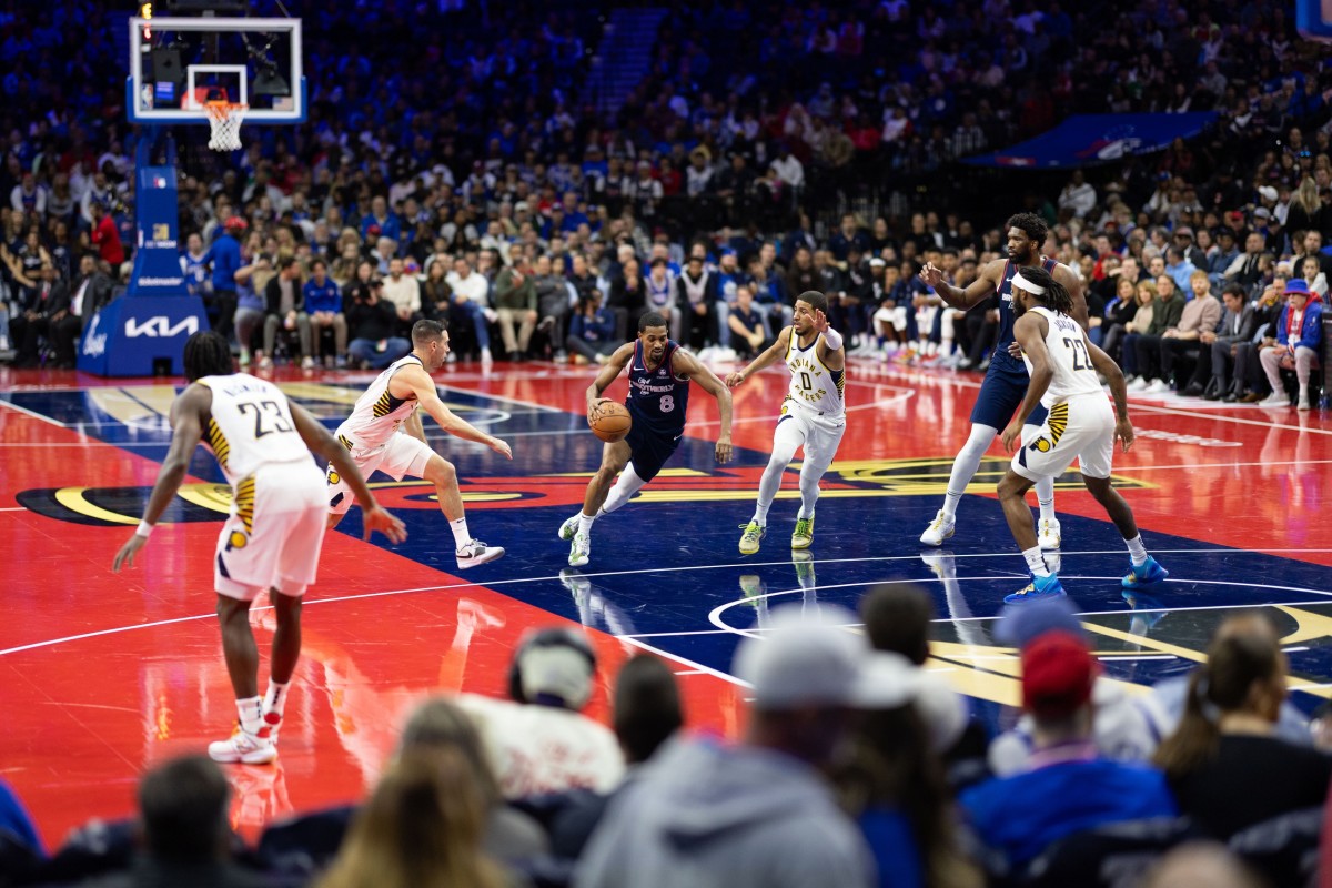 De'Anthony Melton attacking the Pacers' defense on Tuesday night.