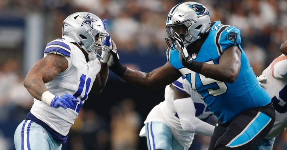 Cowboys linebacker Micah Parsons works against a Panthers lineman during a game at AT&T Stadium on Oct.3, 2021.