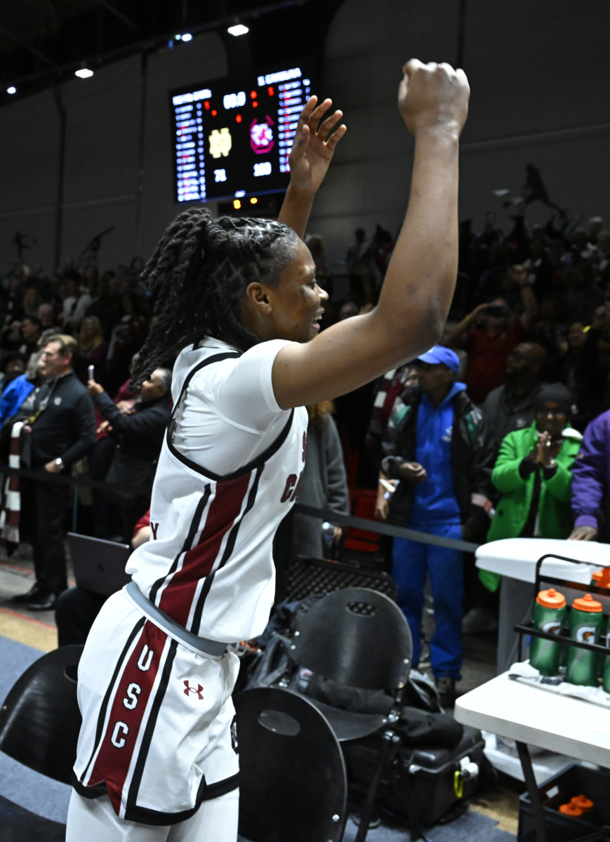 MiLaysia Fulwiley (12) reacts against the No. 10 Notre Dame Fighting Irish