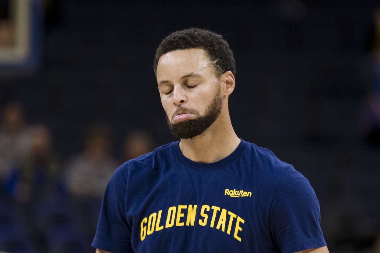 Steph Curry S Reaction To Warriors 6th Straight Loss Fastbreak On Fannation