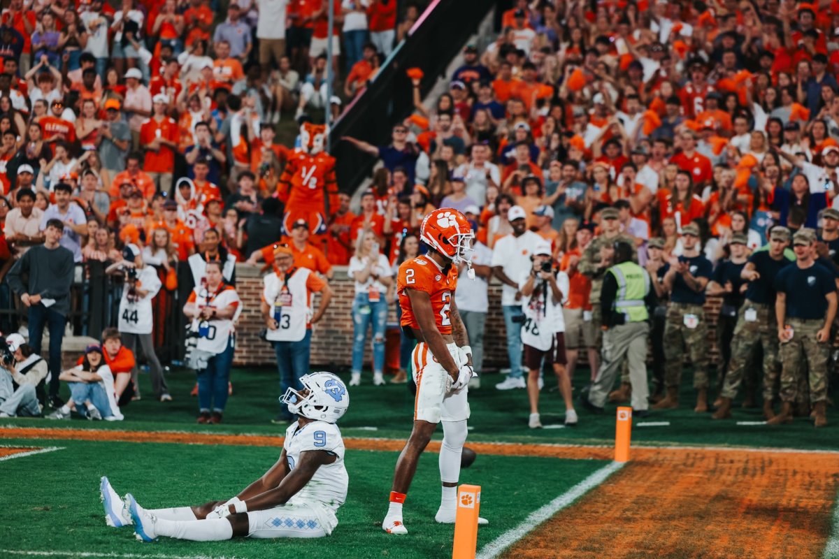 Rapid Reaction Clemson dominates 20 North Carolina for thirdstraight