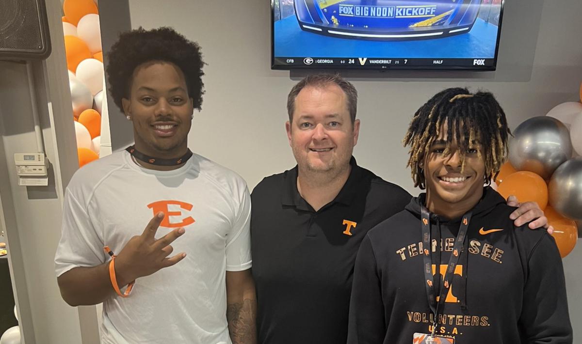 2025 3-star CB Dylan Lewis with Tennessee HC Josh Heupel and 2025 4-star DE Ethan Utley. (Photo courtesy of Dylan Lewis)