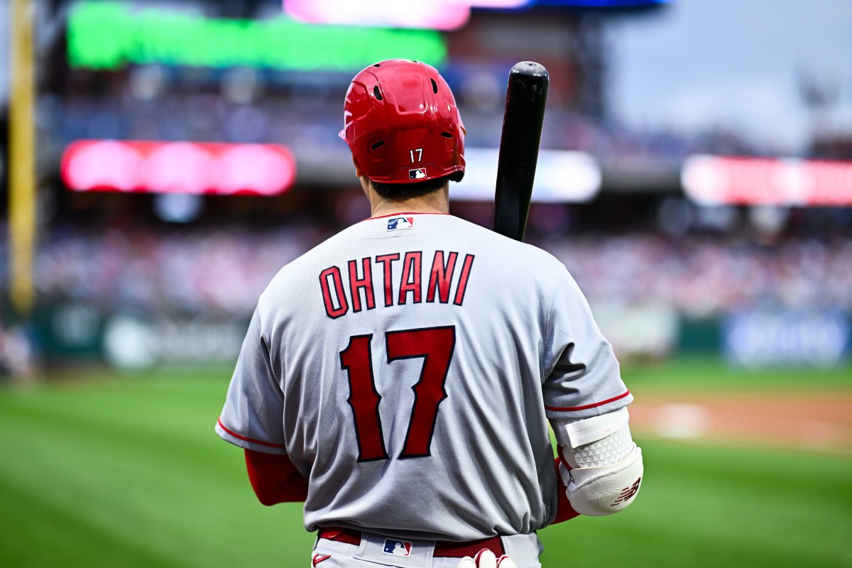 MLB Executive Compares Dodgers Target Shohei Ohtani To Soccer Legend ...