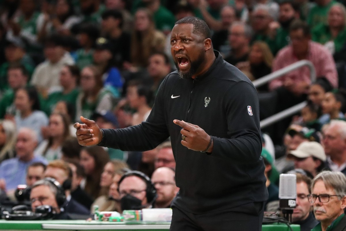 Milwaukee Bucks head coach Adrian Griffin reacts 