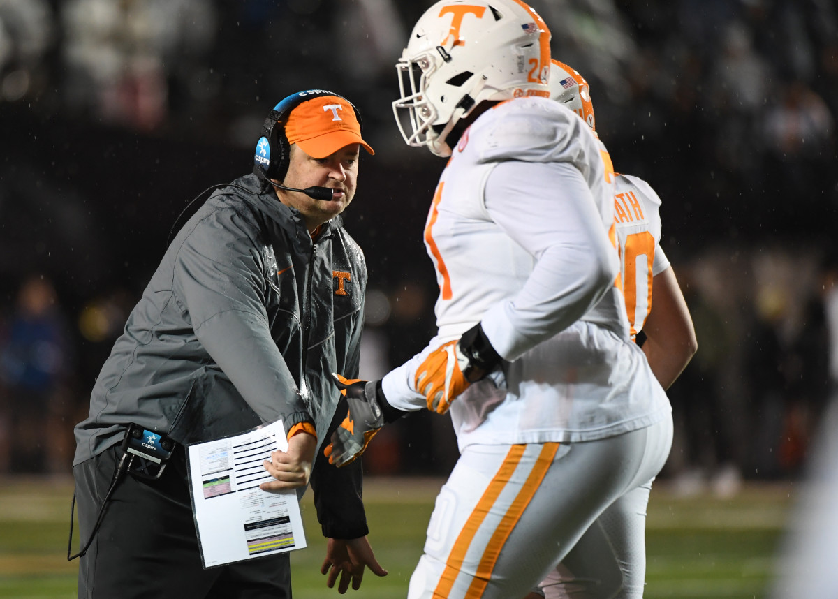 Tennessee Football: Final Betting Lines Vs. Vanderbilt Commodores ...