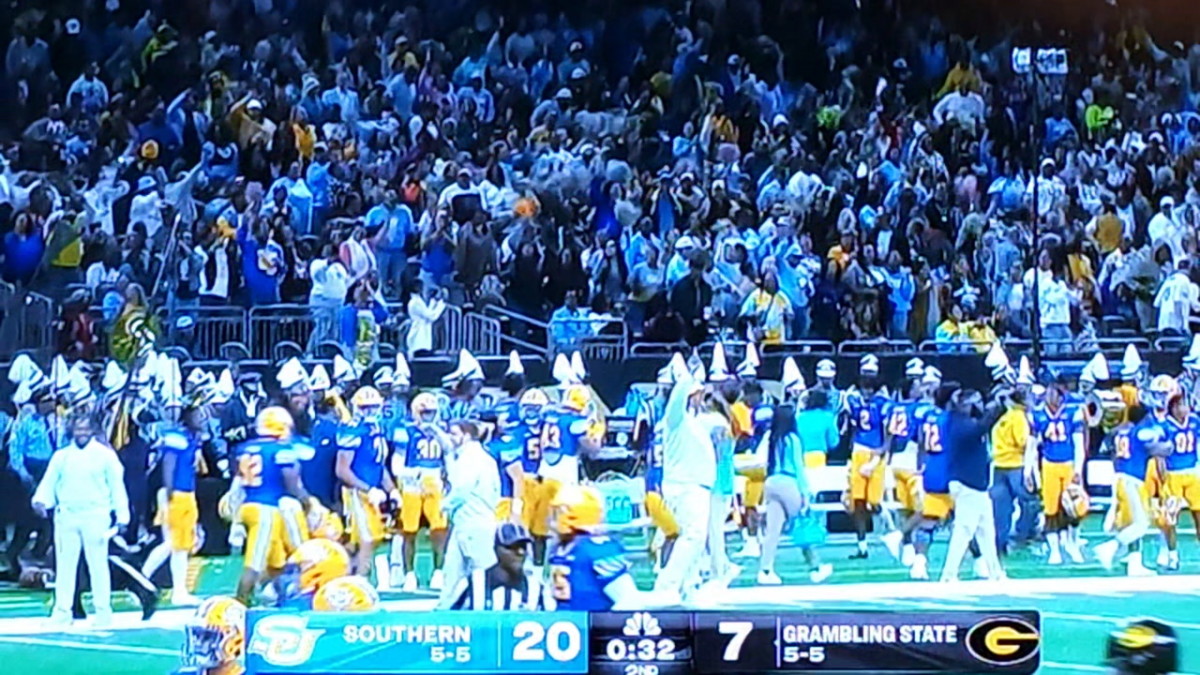 Southern University Wins 50th Bayou Classic HBCU Legends