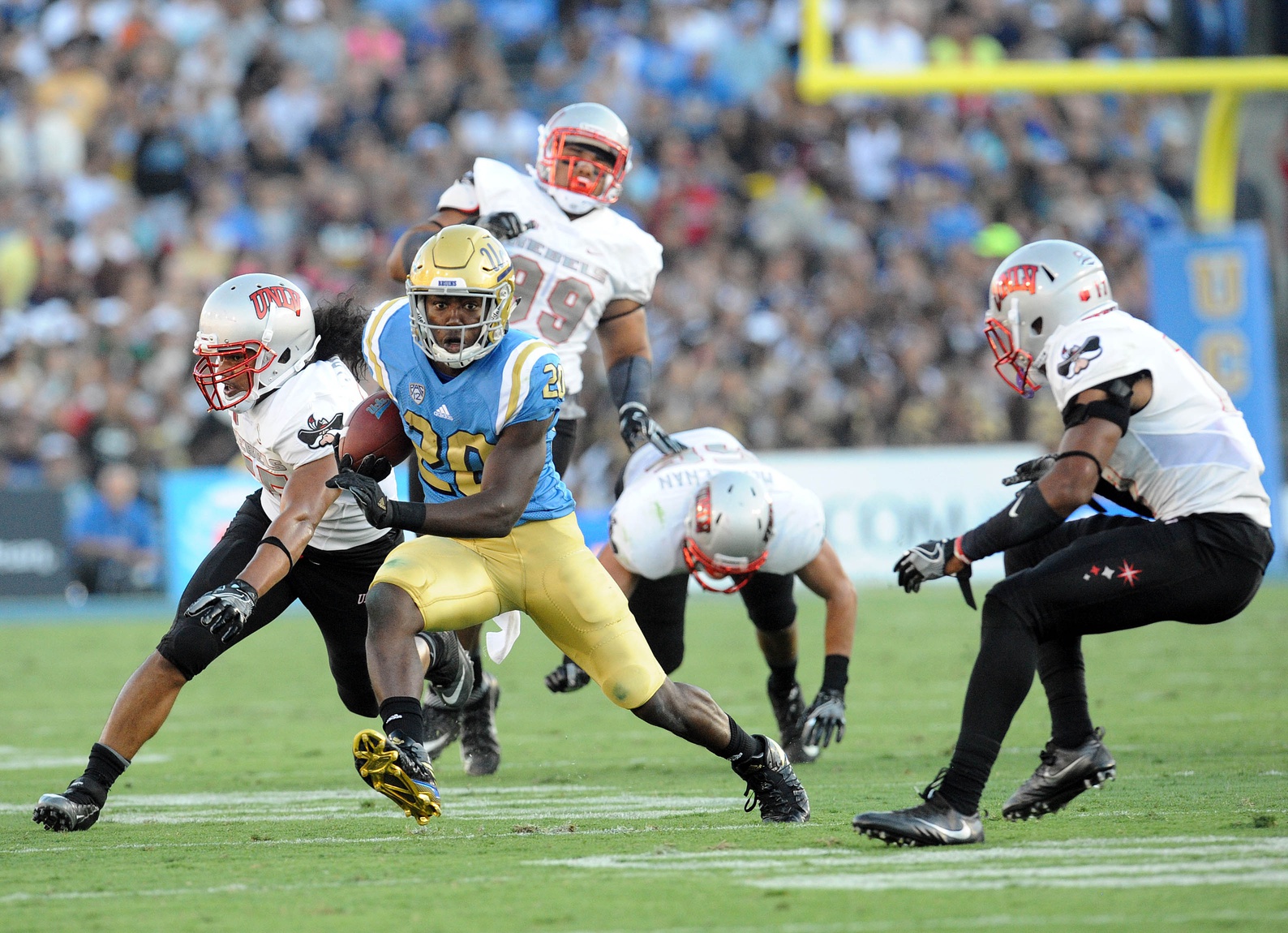 UCLA Football: Bruins' Bowl Game Opponent Projected - Sports ...