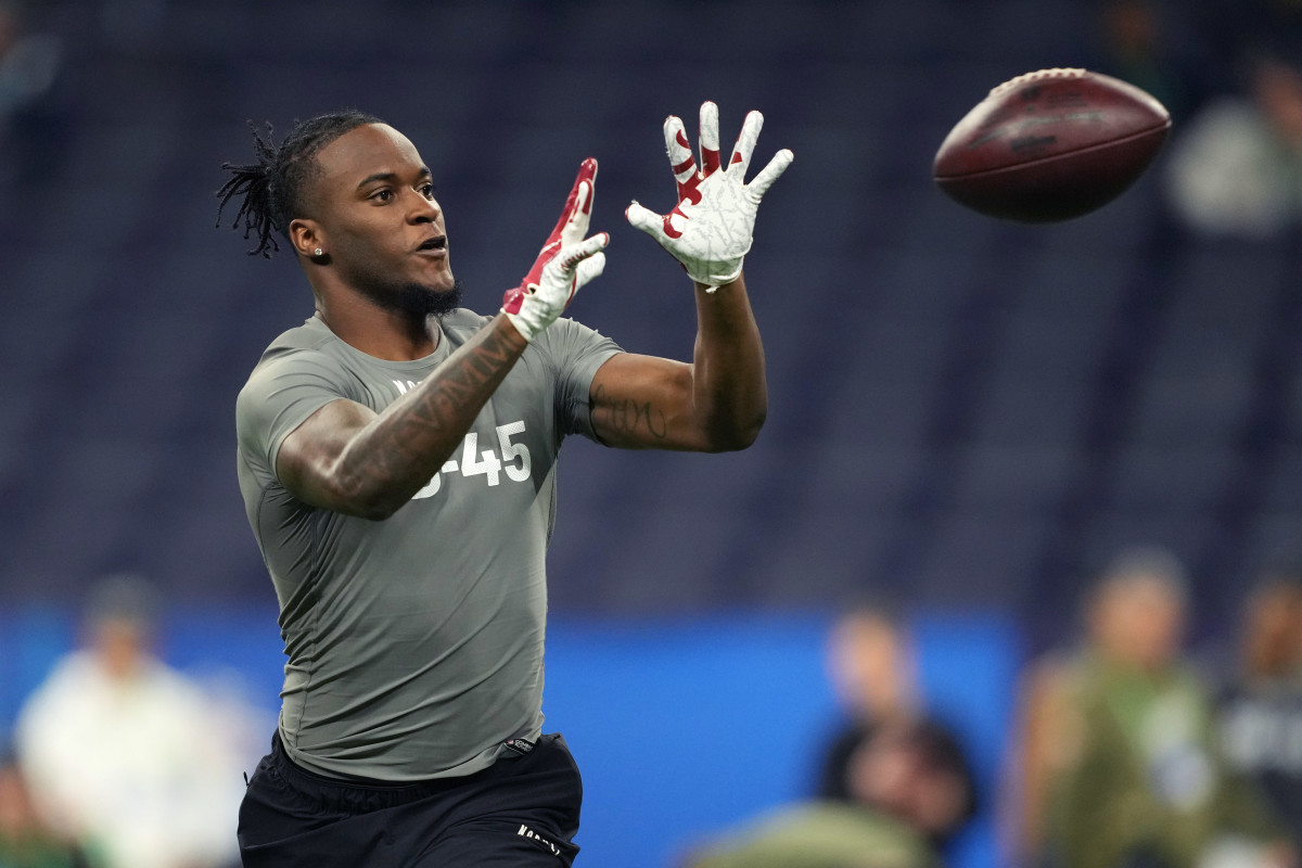 Atlanta Falcons safety DeMarcco Hellams in action at the 2023 NFL Scouting Combine.