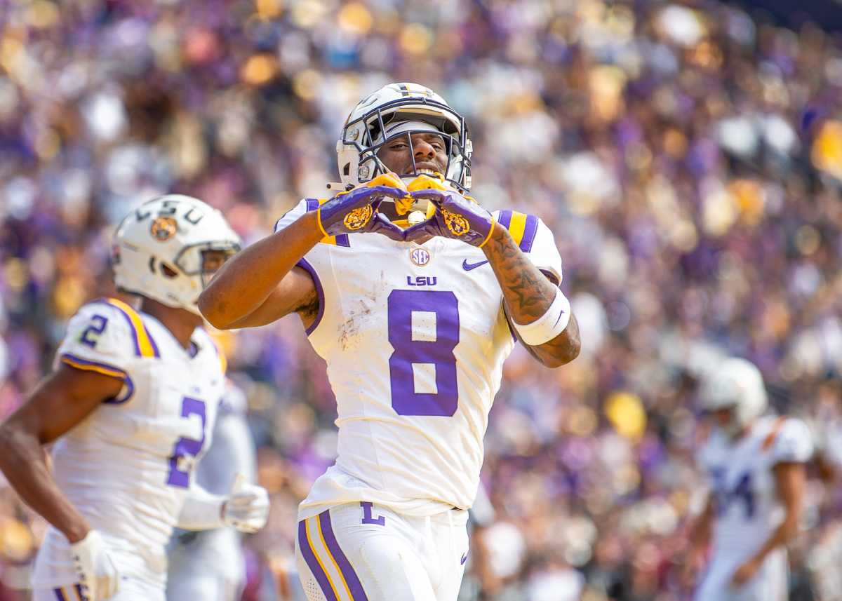 Predictions Lsu Football Vs Wisconsin In The Reliaquest Bowl Sports Illustrated Lsu Tigers