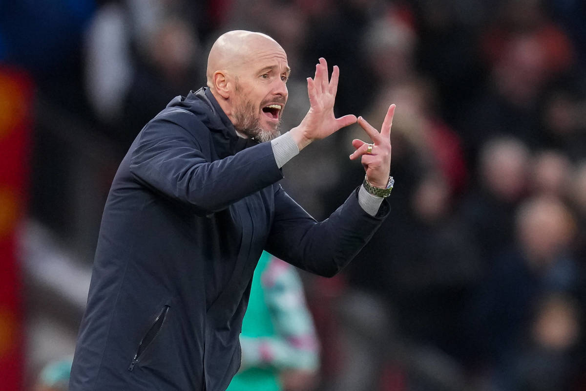 El entrenador Erik ten Hag, ha expresado su deseo de que su equipo utilice la hostilidad de los hinchas