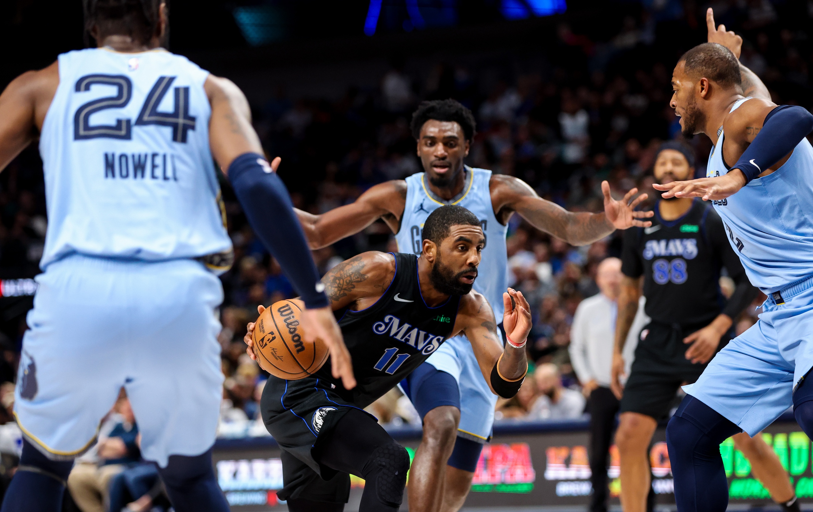 Kyrie Irving, Dallas Mavericks, Memphis Grizzlies