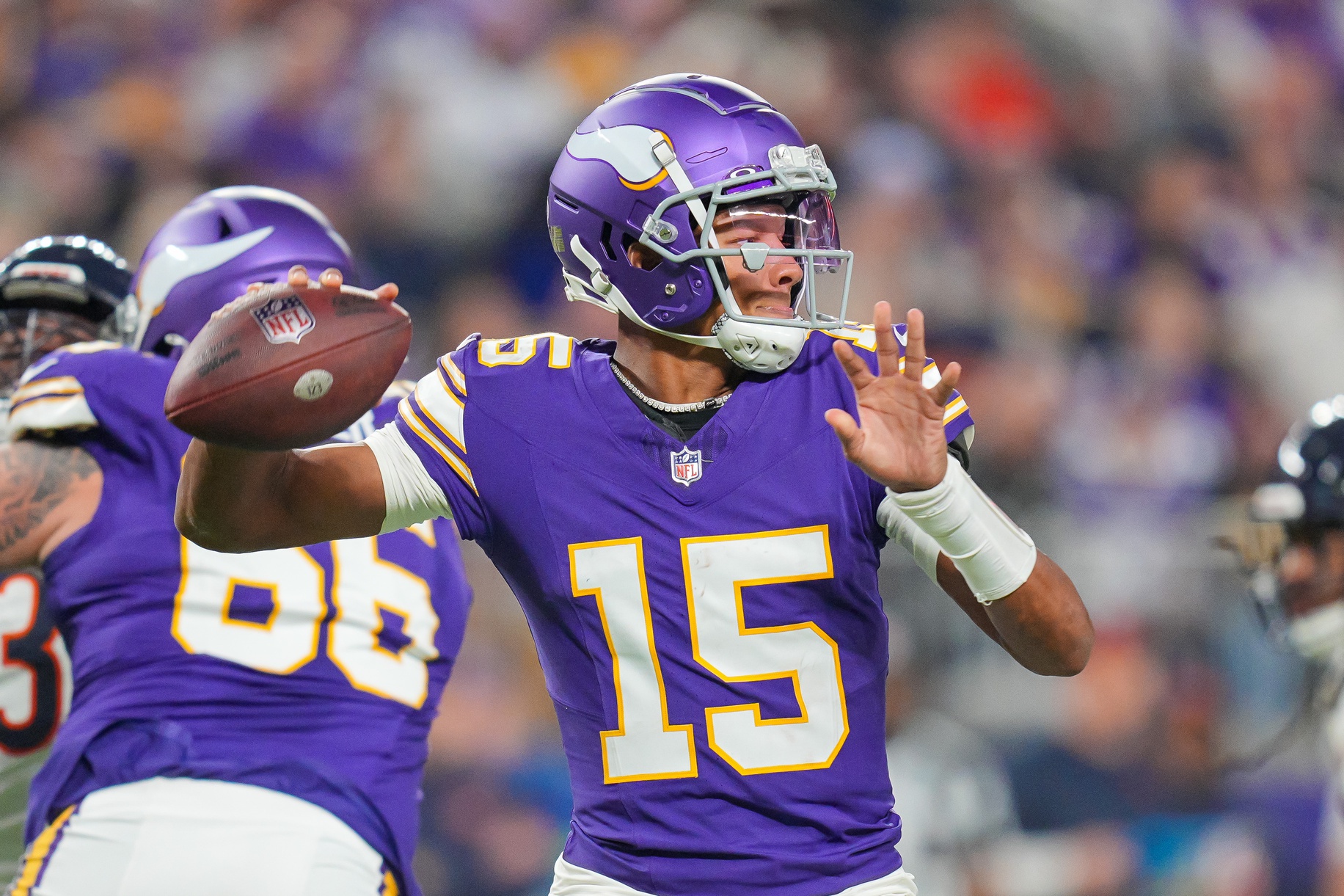 Josh Dobbs: New Vikings quarterback might not know all his teammates'  names, but he still led them to victory