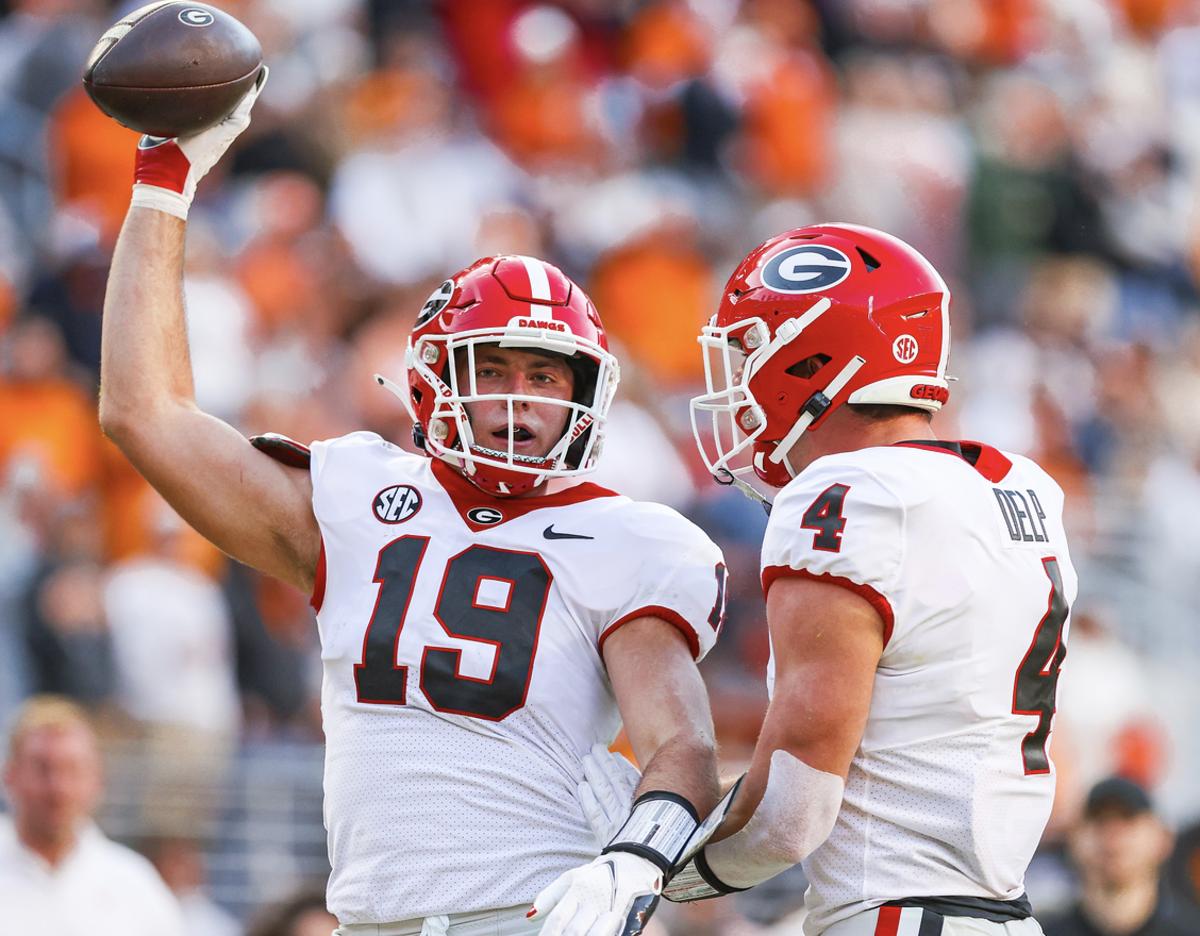 Georgia Football Tight End Brock Bowers Wins Second Straight John ...