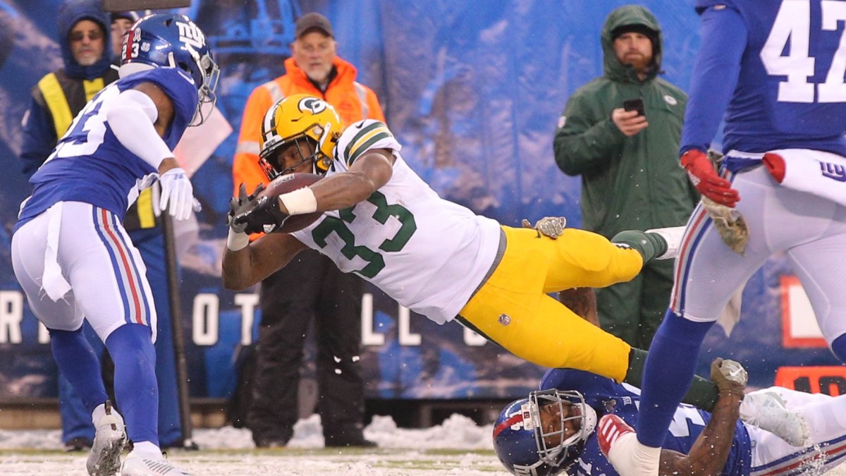 Packers-Giants Final Injury Report: Aaron Jones Among 4 Questionable ...