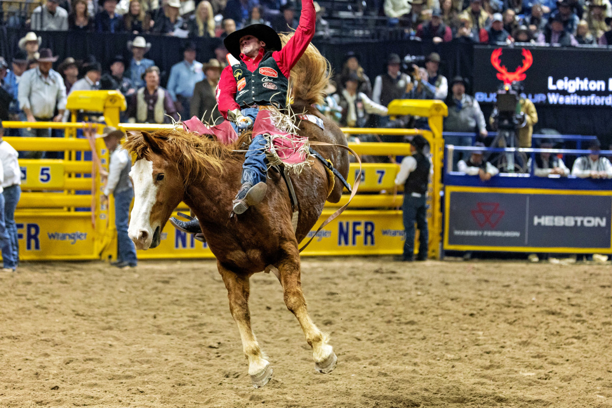 Leighton Berry in Round 2 of the 2023 Wrangler National Finals Rodeo.