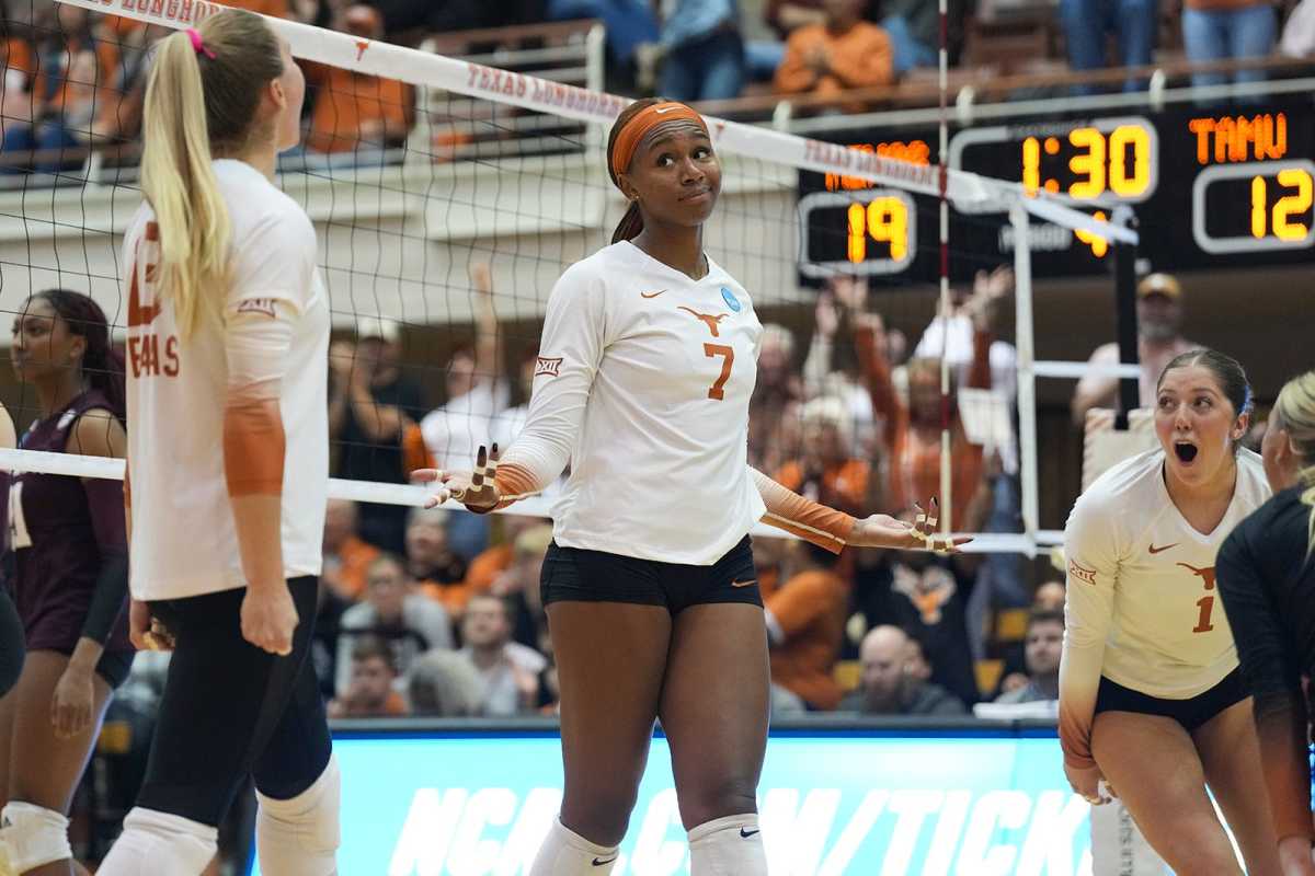 Texas Longhorns Volleyball Advances to Final Four in NCAA Tournament