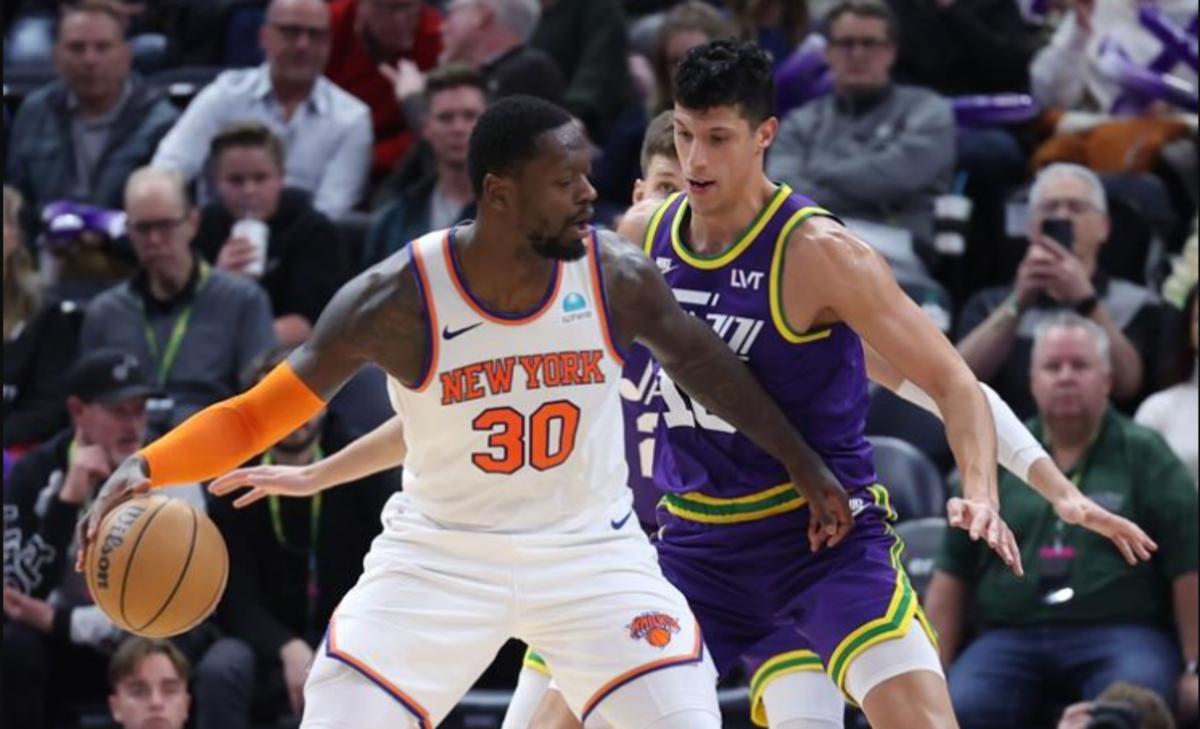 Julius Randle Makes New York Knicks History in Loss to Utah Jazz - Sports  Illustrated New York Knicks News, Analysis and More