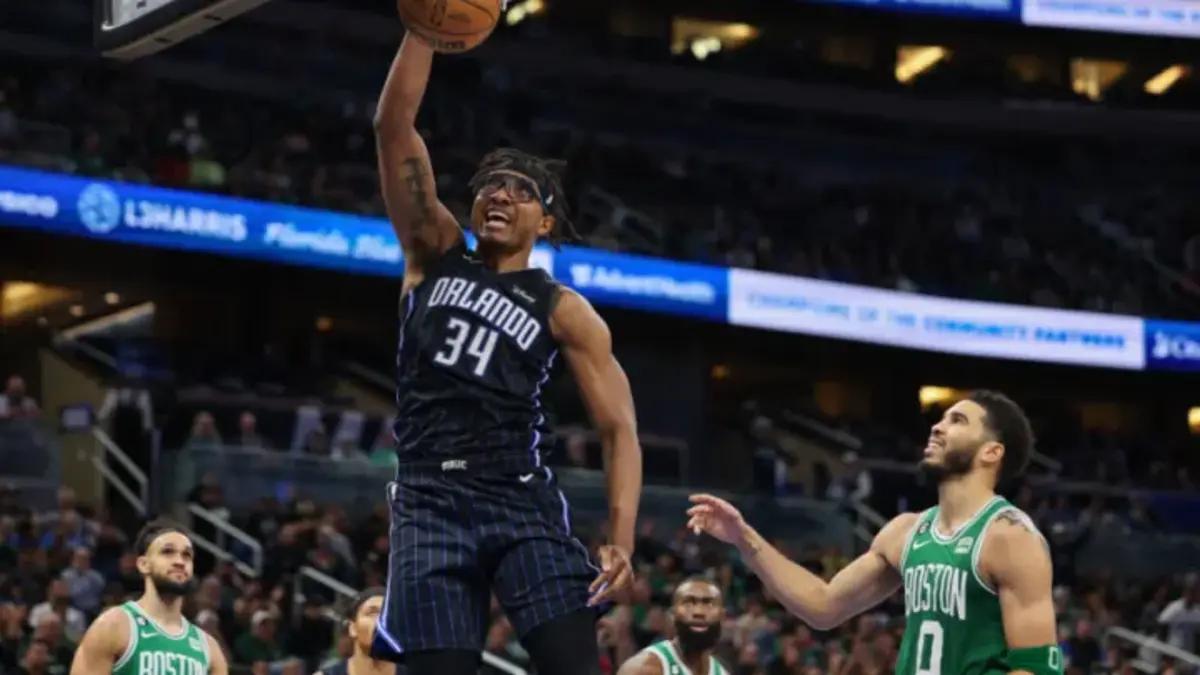 Orlando Magic center Wendell Carter Jr (34) throws down a one-handed dunk against the Boston Celtics