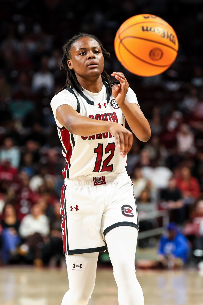 South Carolina's Women's Basketball Team Dominant In 9929 Win Over